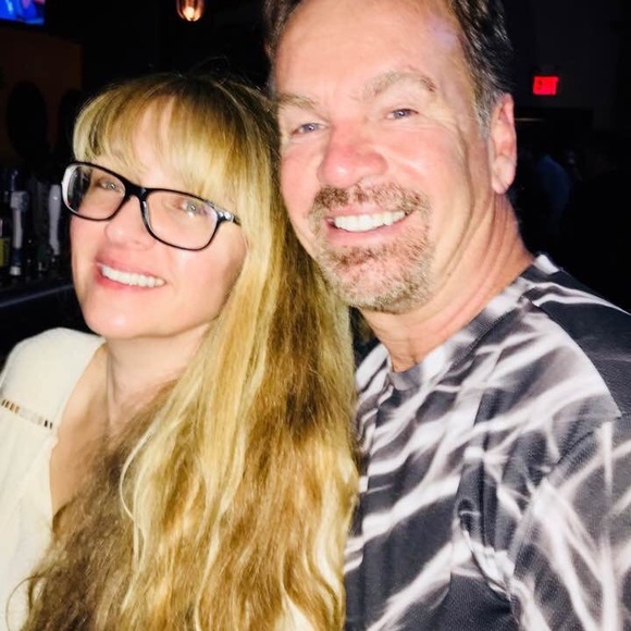 Meet your Posher, Elizabeth - Picture 1 of 3